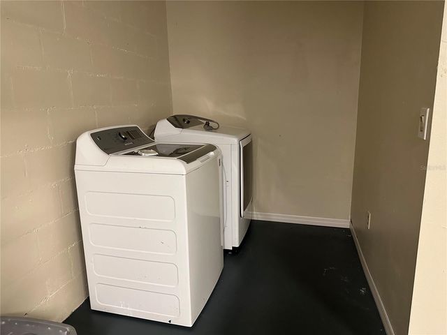 4706 BARRETT COURT, Tampa, FL 33617