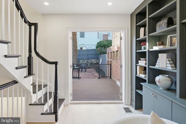 1608 33RD ST NW, Washington, DC 20007