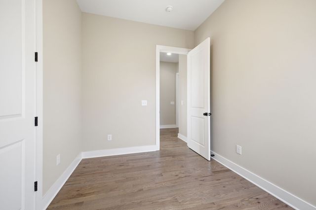 2109C W Summitt Ave, Nashville, TN 37218