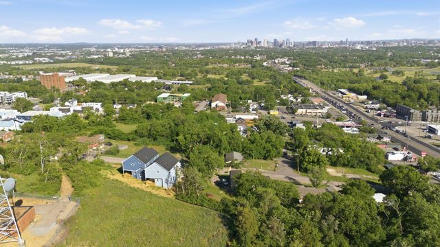 2109C W Summitt Ave, Nashville, TN 37218