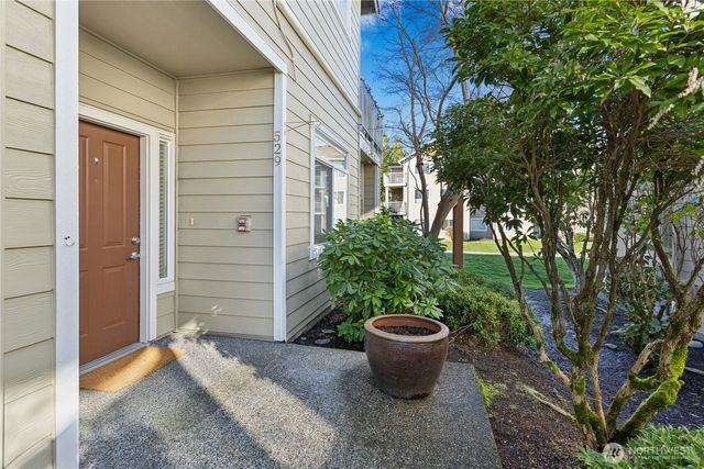 529 241st Lane SE, Sammamish, WA 98074