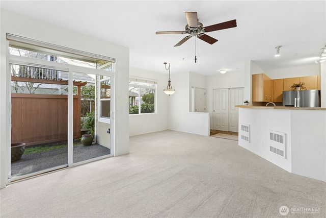 529 241st Lane SE, Sammamish, WA 98074