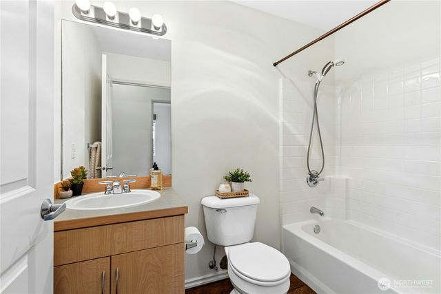 529 241st Lane SE, Sammamish, WA 98074