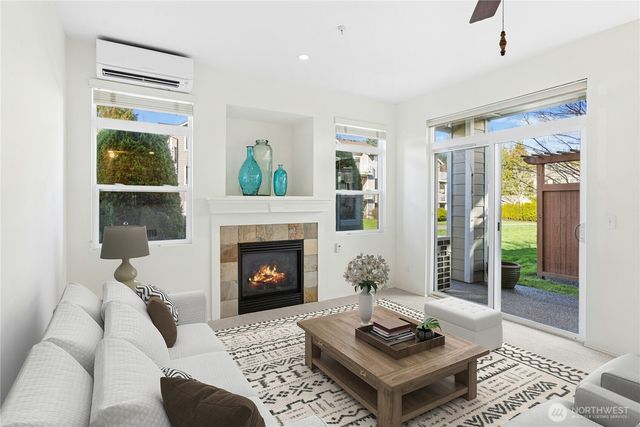 529 241st Lane SE, Sammamish, WA 98074