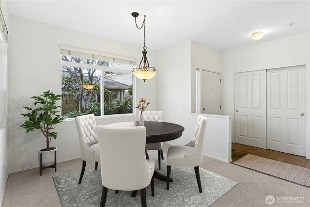 529 241st Lane SE, Sammamish, WA 98074