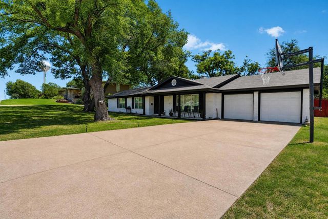 8117 Rush Street, Benbrook, TX 76116
