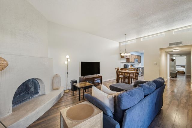 121 Calle Sol Se Mete NW, Albuquerque, NM 87120