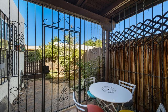 121 Calle Sol Se Mete NW, Albuquerque, NM 87120