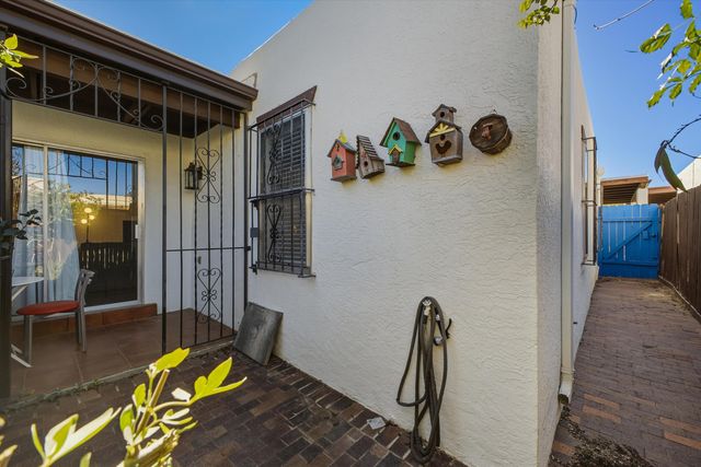 121 Calle Sol Se Mete NW, Albuquerque, NM 87120