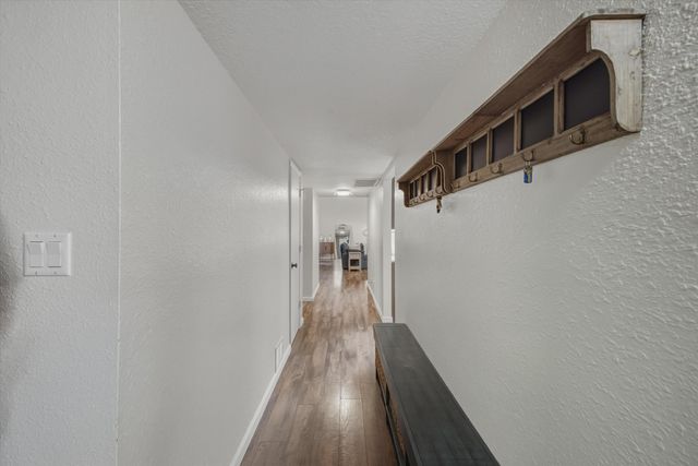 121 Calle Sol Se Mete NW, Albuquerque, NM 87120