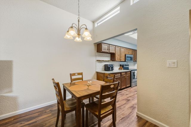 121 Calle Sol Se Mete NW, Albuquerque, NM 87120