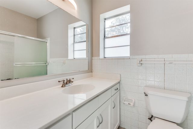 2012 Atlantic Street, Dallas, TX 75208