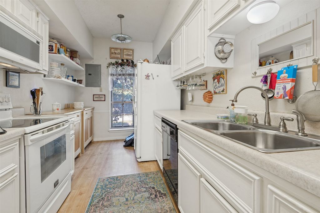 4430 Harlanwood Drive N 209, Fort Worth, TX 76109 — photo 5