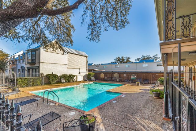 9843 Park Lane Court, Dallas, TX 75220