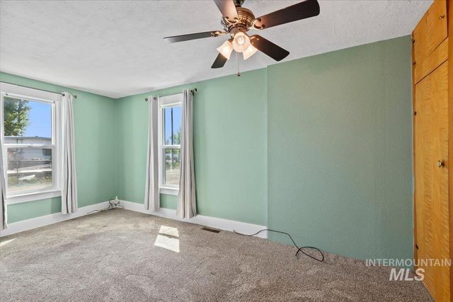 541 3rd St. E., Hansen, ID 83334