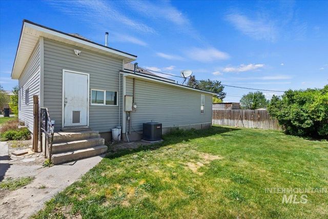 541 3rd St. E., Hansen, ID 83334