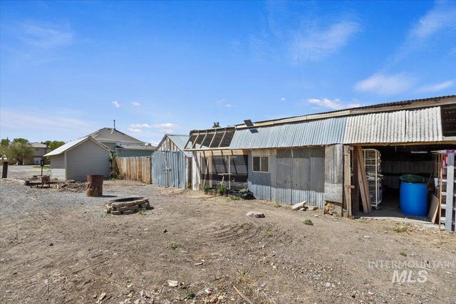 541 3rd St. E., Hansen, ID 83334