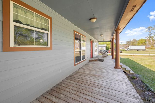 22359 Achord Rd, Denham Springs, LA 70726