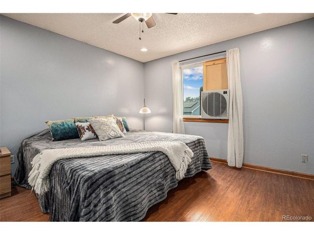 17423 E Chenango Dr, Aurora, CO 80015