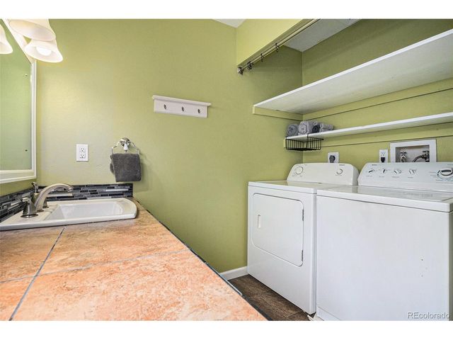 17423 E Chenango Dr, Aurora, CO 80015