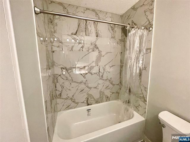 300 Winston Drive 106, Cliffside Park, NJ 07010