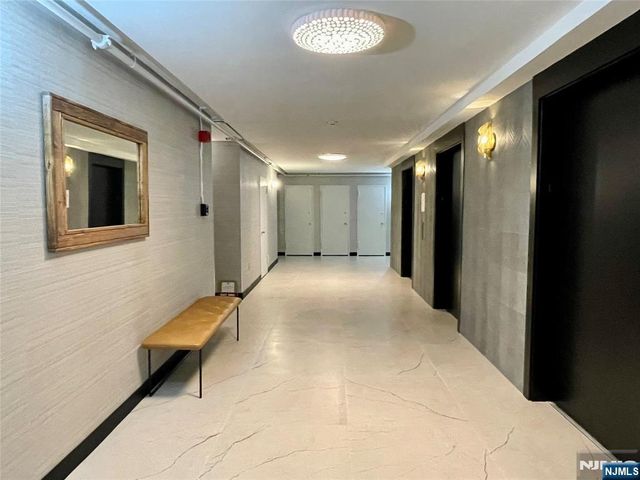 300 Winston Drive 106, Cliffside Park, NJ 07010