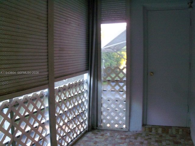 300 NE 14th Ave 206, Hallandale Beach, FL 33009