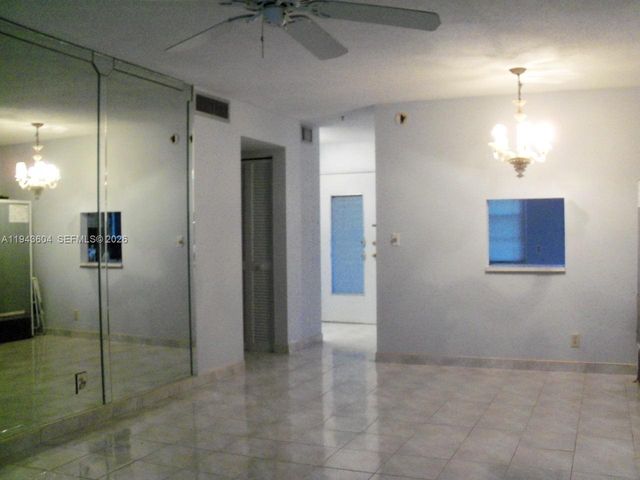 300 NE 14th Ave 206, Hallandale Beach, FL 33009