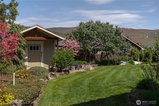 3642 Ridgeview Boulevard, Wenatchee, WA 98801