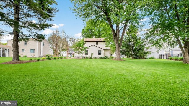 74 BASIL RD, Langhorne, PA 19047