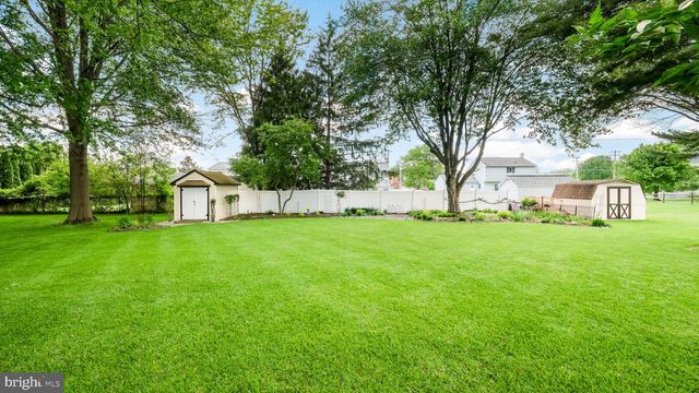 74 BASIL RD, Langhorne, PA 19047