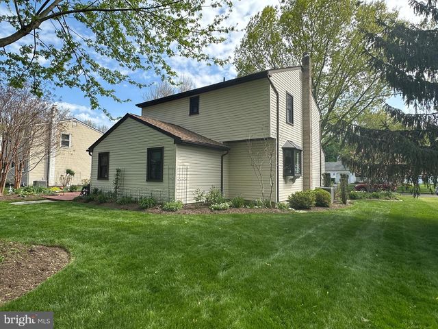 74 BASIL RD, Langhorne, PA 19047