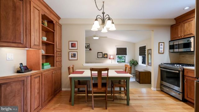 74 BASIL RD, Langhorne, PA 19047