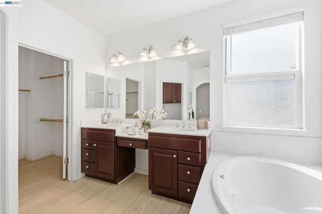 1821 Tioga Pass Way, Antioch, CA 94531