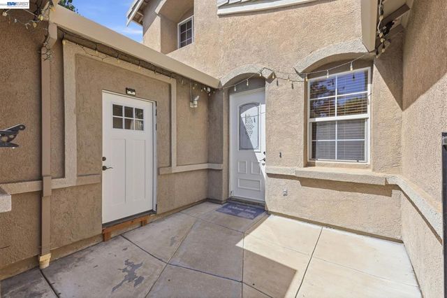 1821 Tioga Pass Way, Antioch, CA 94531