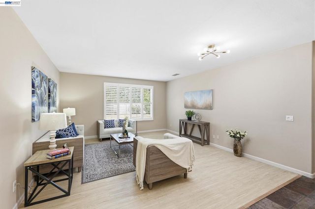 1821 Tioga Pass Way, Antioch, CA 94531