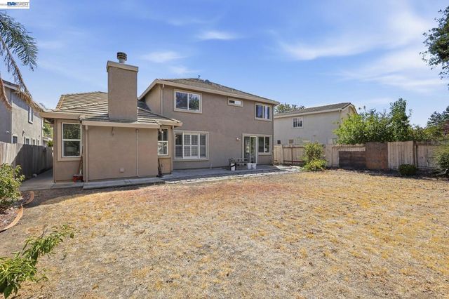 1821 Tioga Pass Way, Antioch, CA 94531