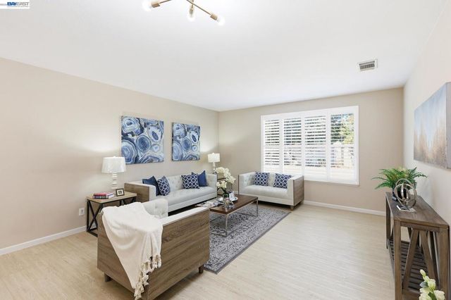 1821 Tioga Pass Way, Antioch, CA 94531