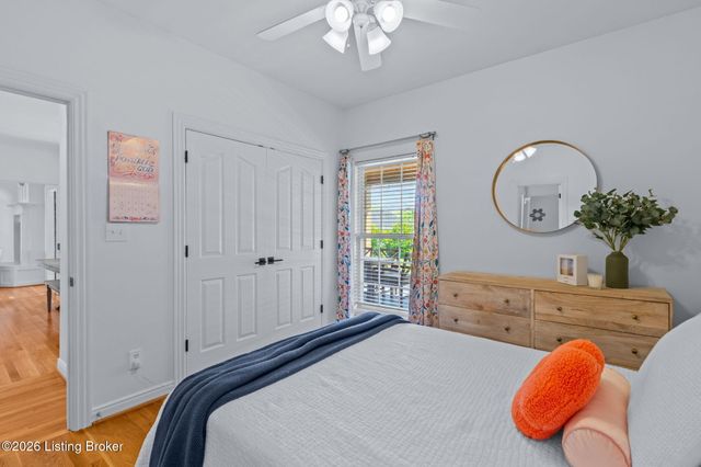 4603 Stone Lakes Dr, Louisville, KY 40299