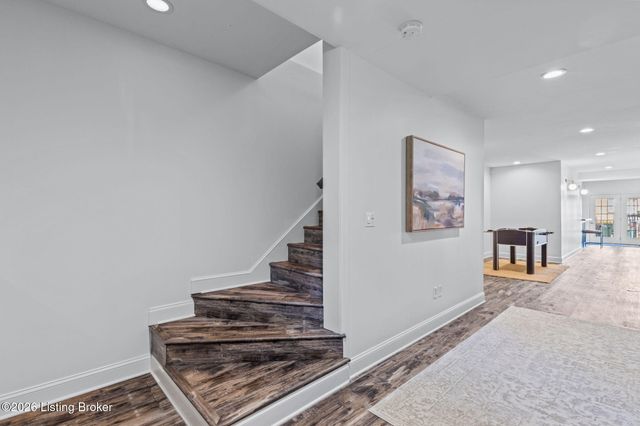 4603 Stone Lakes Dr, Louisville, KY 40299