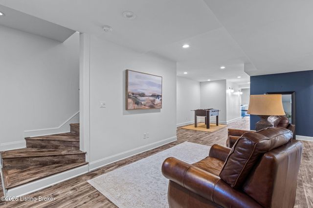 4603 Stone Lakes Dr, Louisville, KY 40299