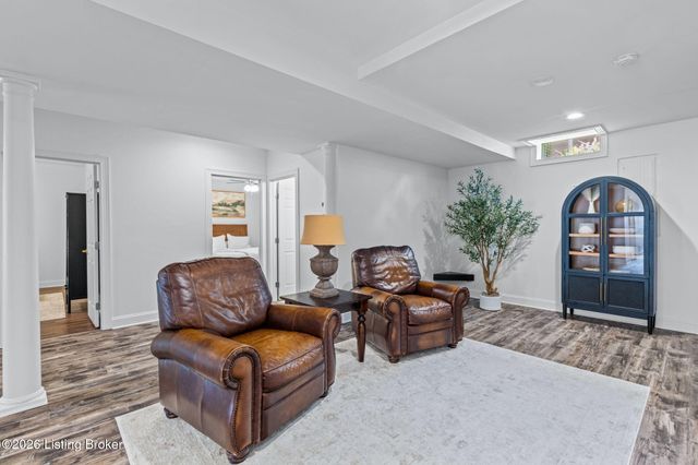 4603 Stone Lakes Dr, Louisville, KY 40299
