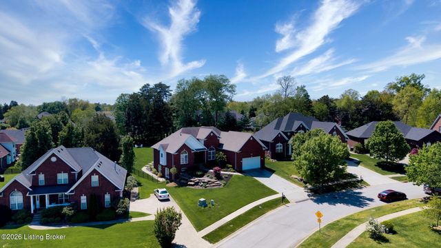 4603 Stone Lakes Dr, Louisville, KY 40299