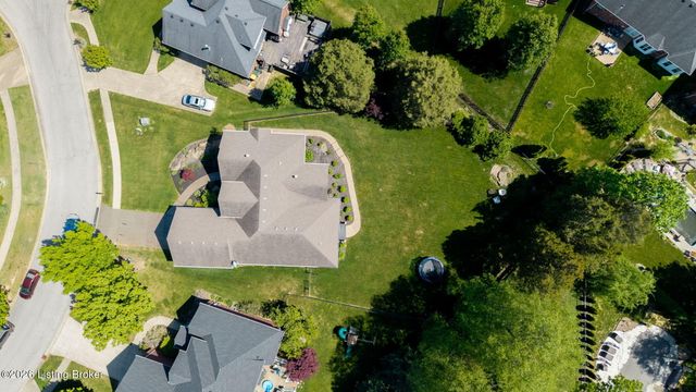 4603 Stone Lakes Dr, Louisville, KY 40299