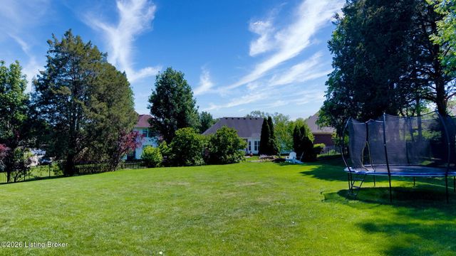4603 Stone Lakes Dr, Louisville, KY 40299