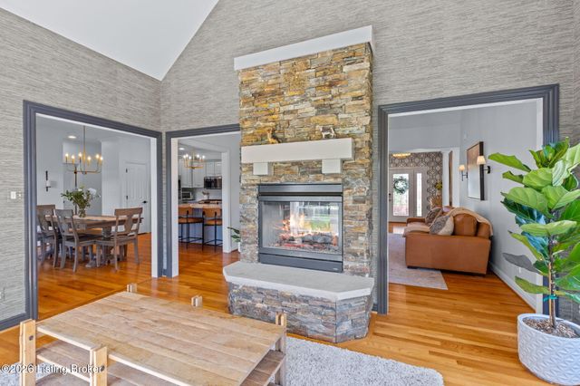 4603 Stone Lakes Dr, Louisville, KY 40299