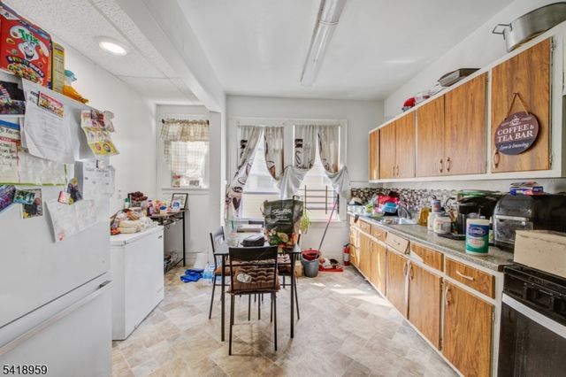 69 Stockman Pl, Irvington Twp., NJ 07111