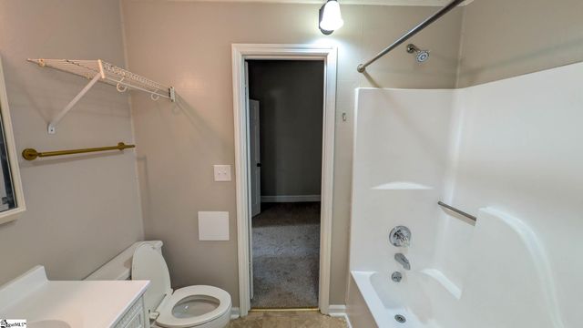 6 9th Street, Greenville, SC 29611