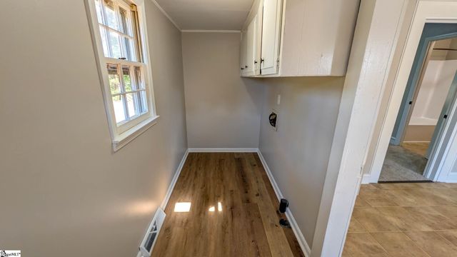 6 9th Street, Greenville, SC 29611