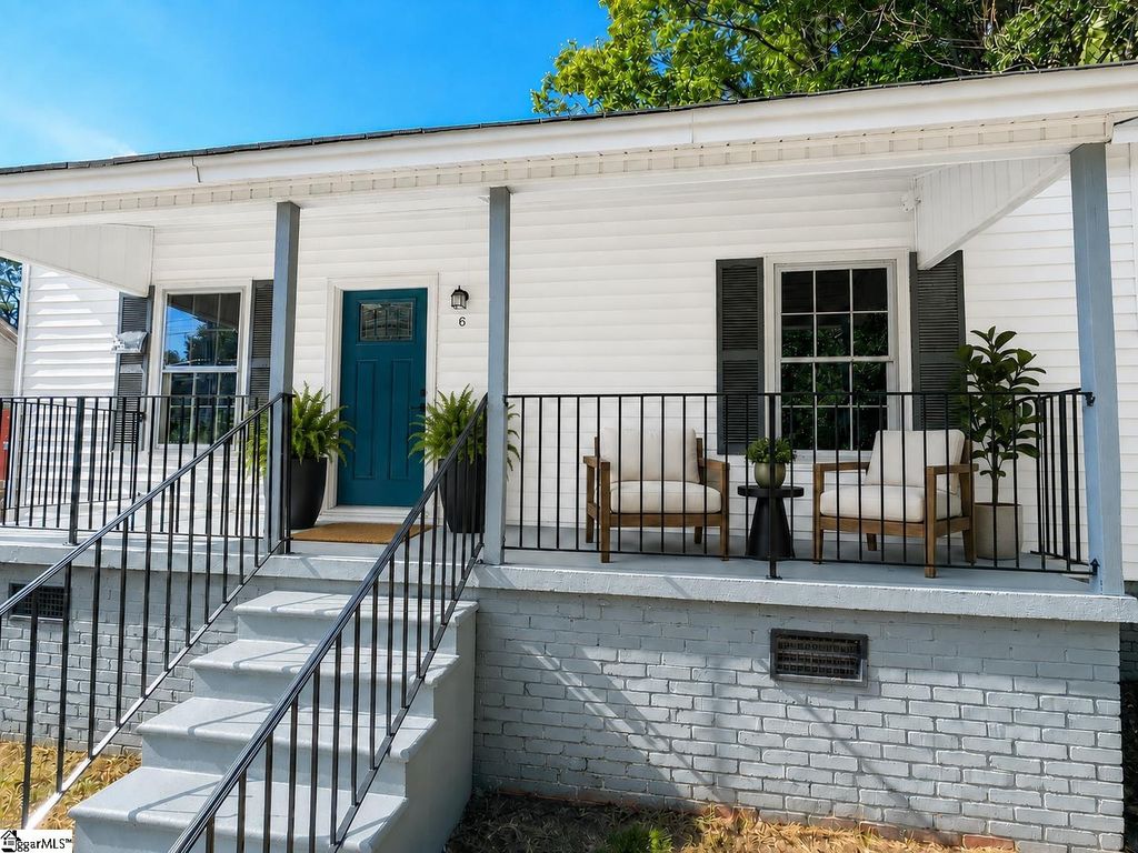 6 9th Street, Greenville, SC 29611